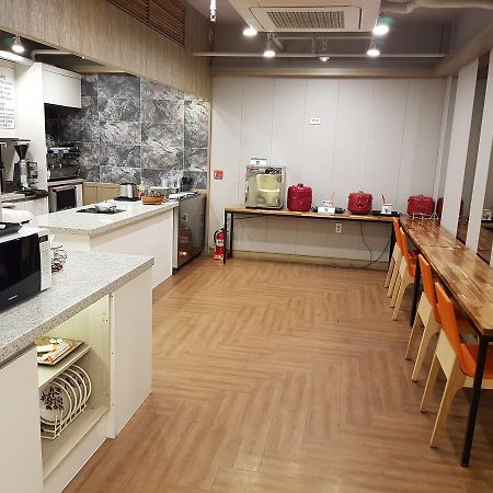 Hanam 1St Business Hotel Gwangju Metropolitan City Buitenkant foto