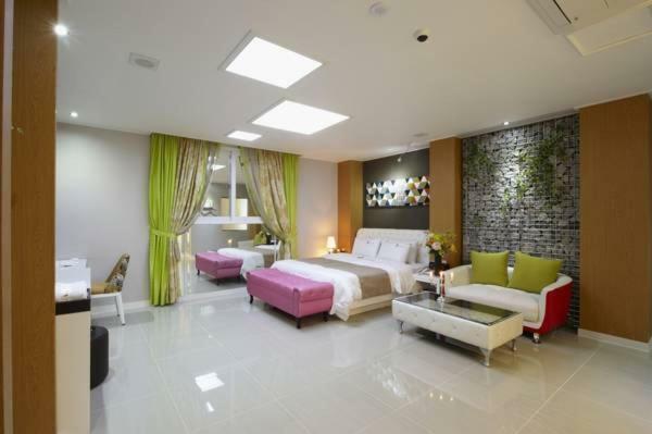 Hanam 1St Business Hotel Gwangju Metropolitan City Buitenkant foto